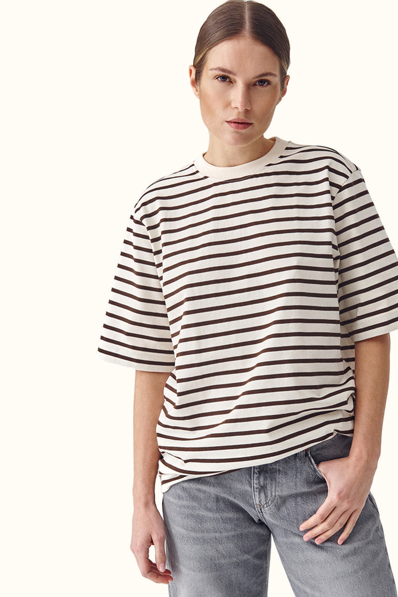T-shirt Lines oversize - Crema brown